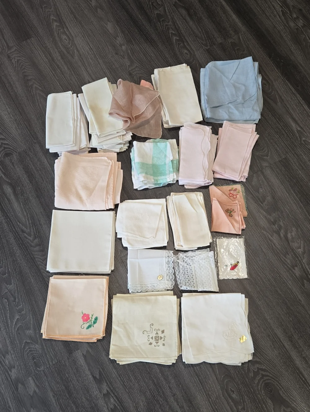 Over 100 Assorted Vintage Cloth Napkins & Handkerchiefs - Pastel Mix